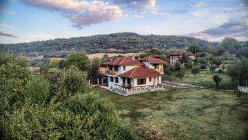 Фото Гостевой дом Guest House Villa Bozhenitsa г. Bozhenitsa 1